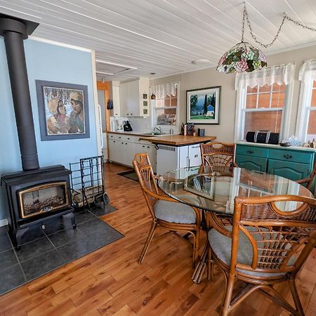 Chalet La Caille Villa LʼAnse-Saint-Jean Екстериор снимка